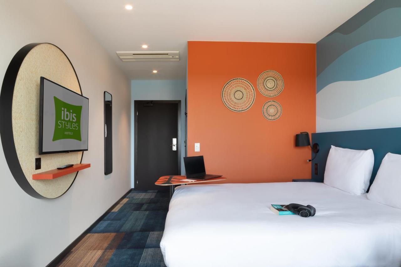 Hotel Ibis Styles Miramas Exteriér fotografie