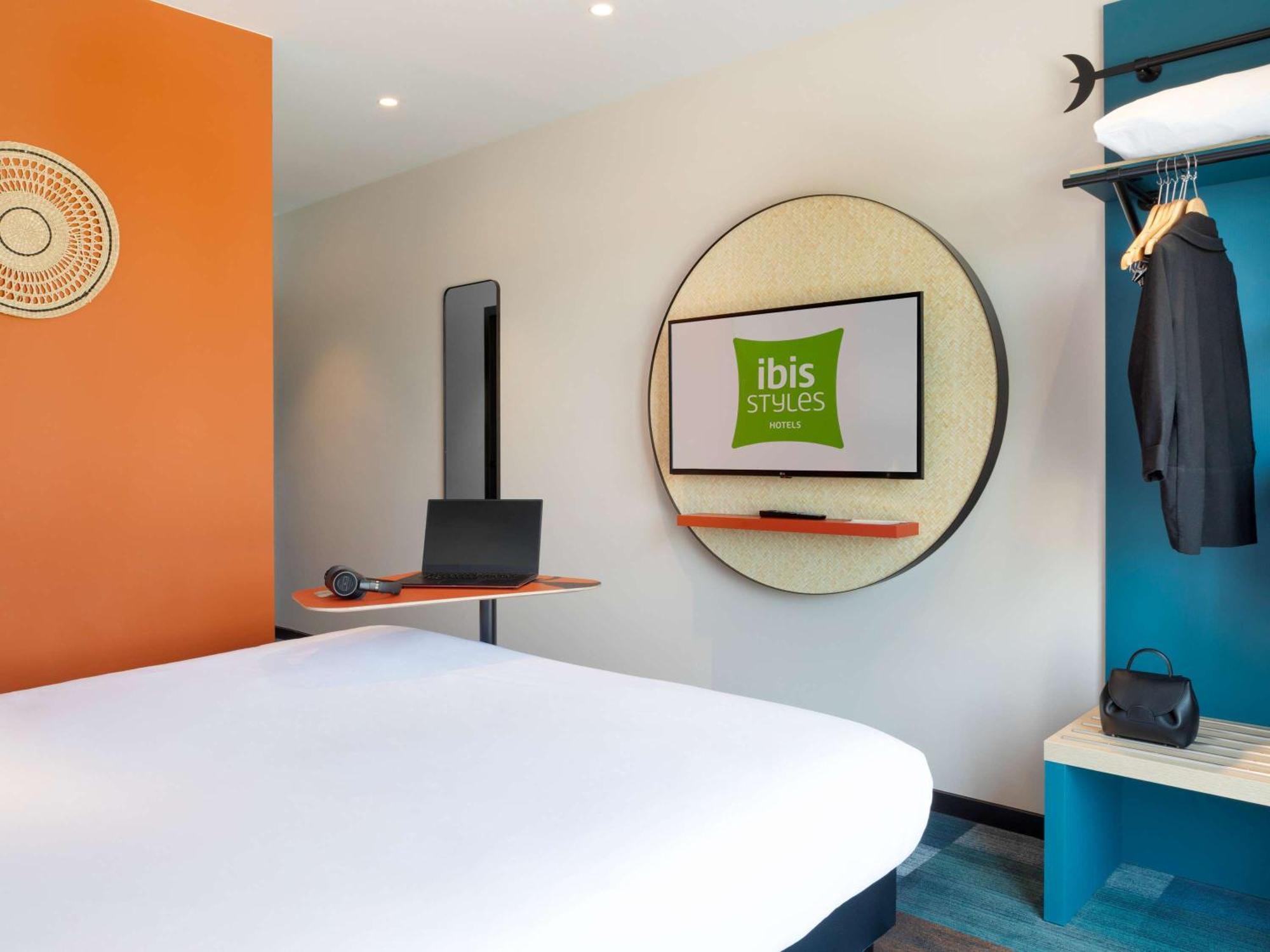 Hotel Ibis Styles Miramas Exteriér fotografie